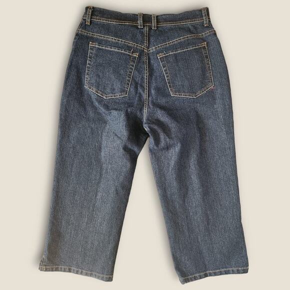 Gloria Vanderbilt Capris Women's Size 6 dark wash Amanda Capri - Picture 2 of 5